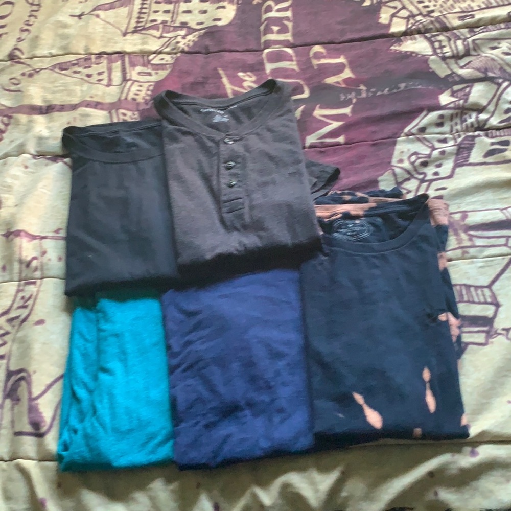 Lot of 5 t shirts
